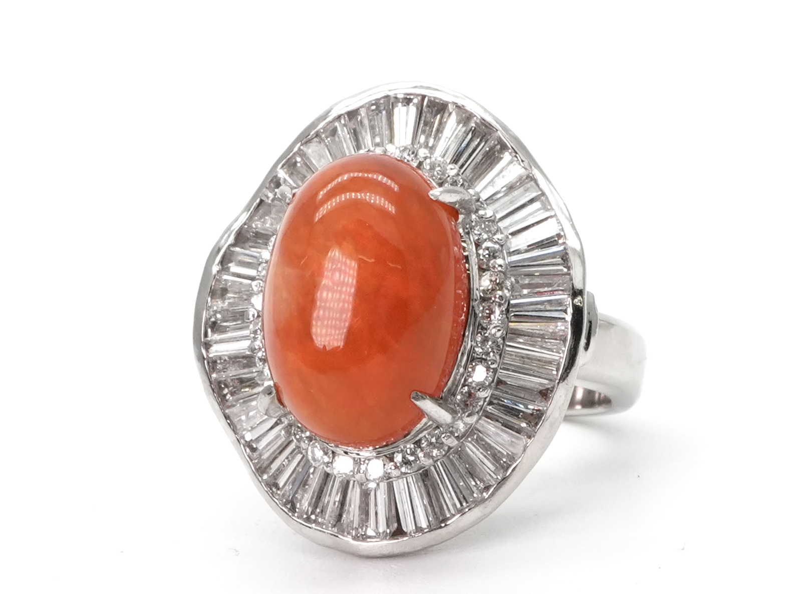 投稿記事「オパール ダイヤ リング Pt900 5.00ct D1.957ctを買取しました！」の商品画像