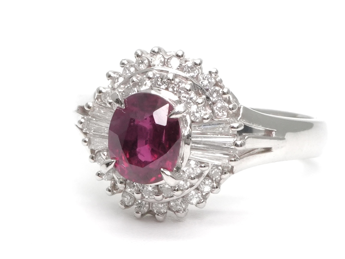 投稿記事「ルビー ダイヤ リング Pt900 1.09ct 0.33ctを買取しました！」の商品画像