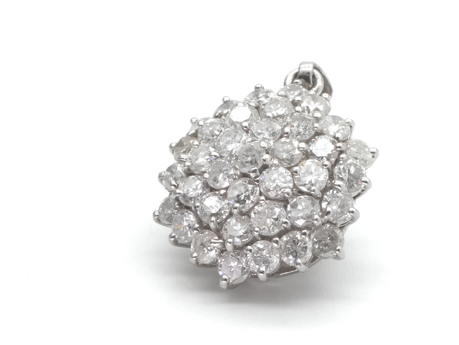 投稿記事「ダイヤモンド ペンダントトップ Pt900 D3.31ctを買取しました！」の商品画像