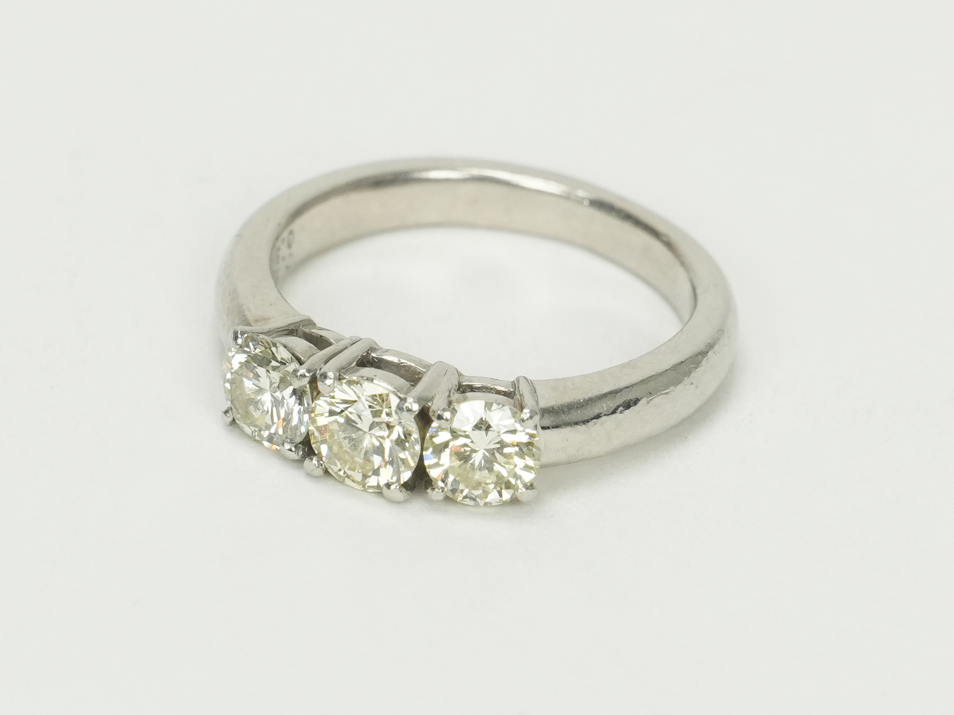 投稿記事「ダイヤモンド リング Pt900 1.10ct プラチナを買取しました！」の商品画像