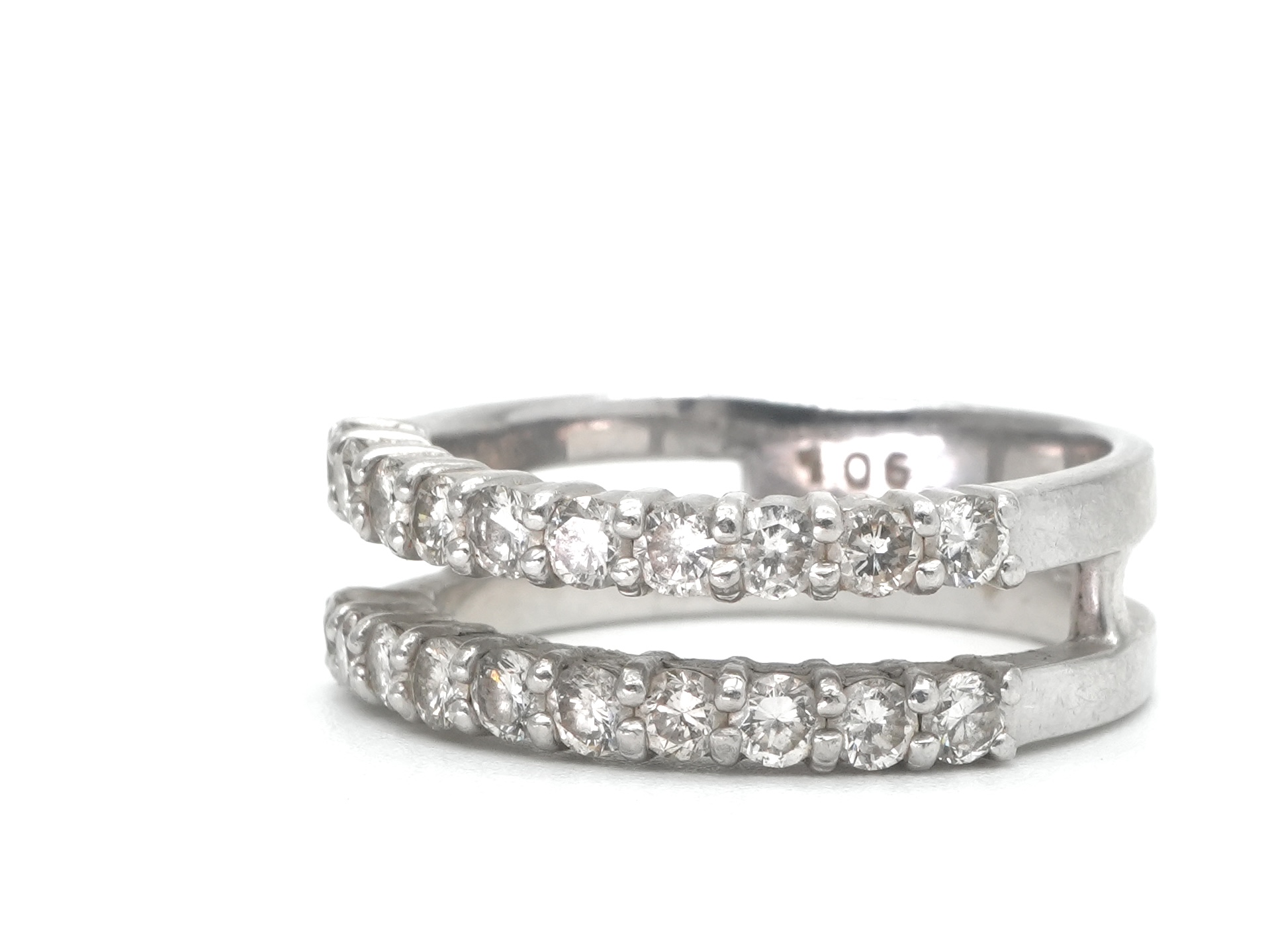 投稿記事「ダイヤモンド リング Pt900 1.06ctを買取しました！」の商品画像