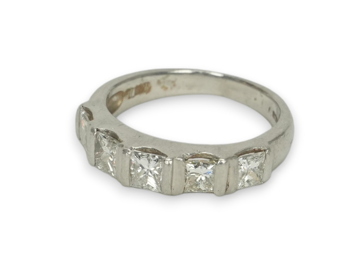 投稿記事「ダイヤ リング Pt900 1.01ct プラチナを買取しました！」の商品画像