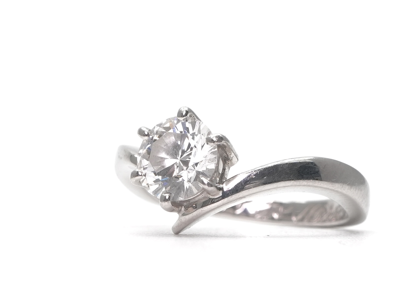 投稿記事「ミキモト ダイヤモンド リング Pt950 0.65ct プラチナを買取しました！」の商品画像