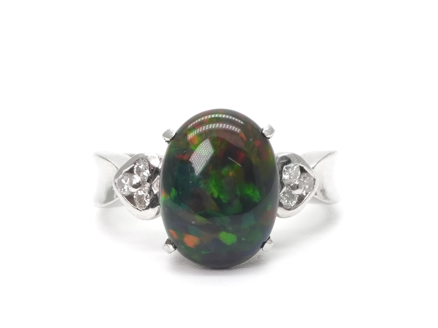 投稿記事「ブラックオパール ダイヤ リング Pt900 2.36ct D0.12ctを買取しました！」の商品画像