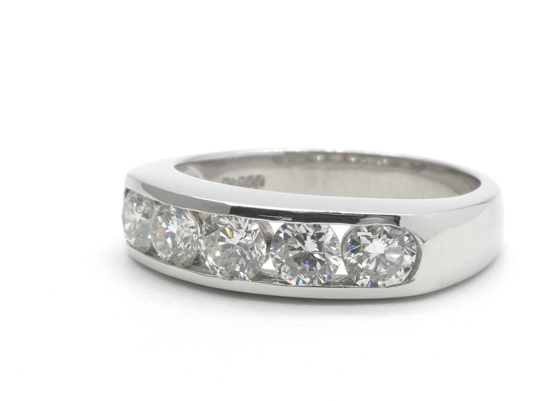 投稿記事「ダイヤモンド リング Pt900 1.01ct プラチナを買取しました！」の商品画像