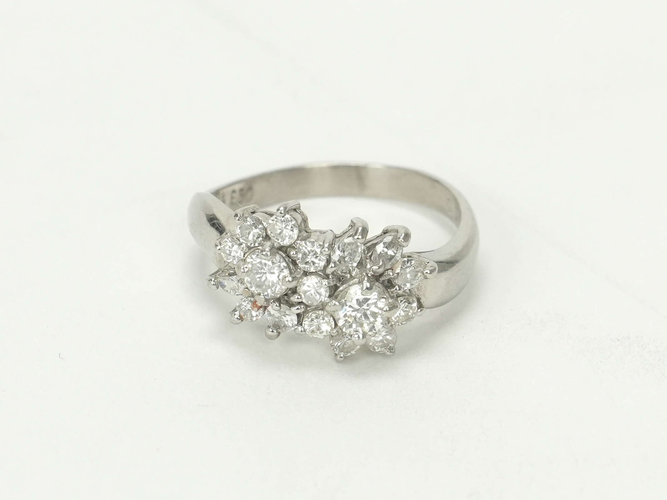 投稿記事「ダイヤモンド リング Pt850 1.60ct プラチナを買取しました！」の商品画像