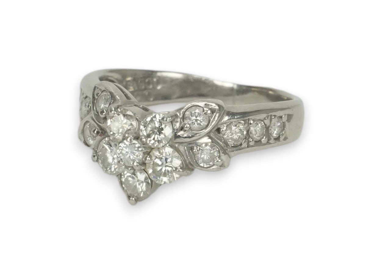 投稿記事「ダイヤ リング Pt900 1.00ct プラチナを買取しました！」の商品画像