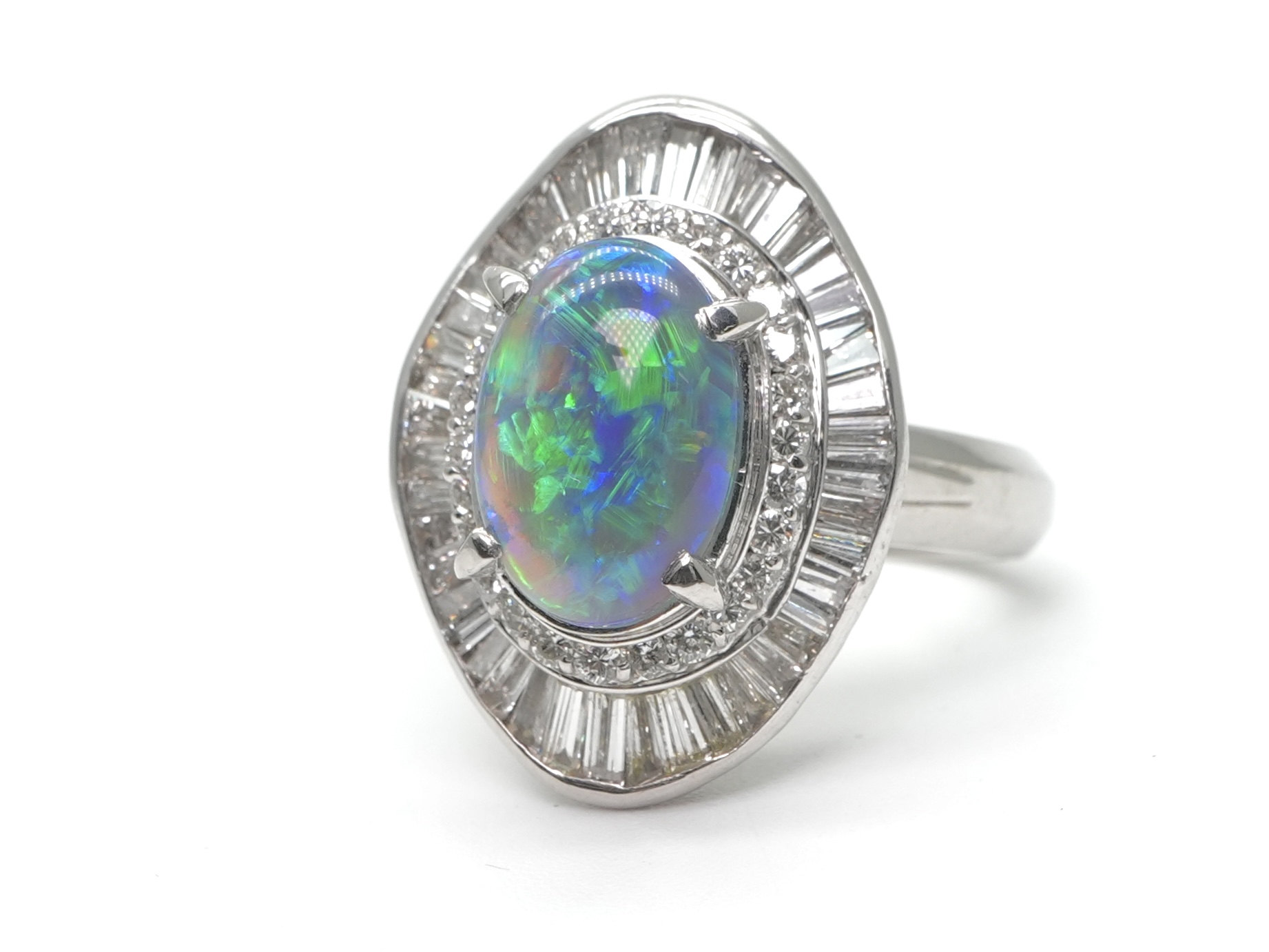 投稿記事「ブラックオパール ダイヤ リング Pt900 2.28ct D1.393ctを買取しました！」の商品画像